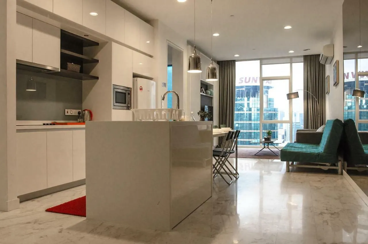 Homestay Platinum Suite Klcc @ Penguin Homes