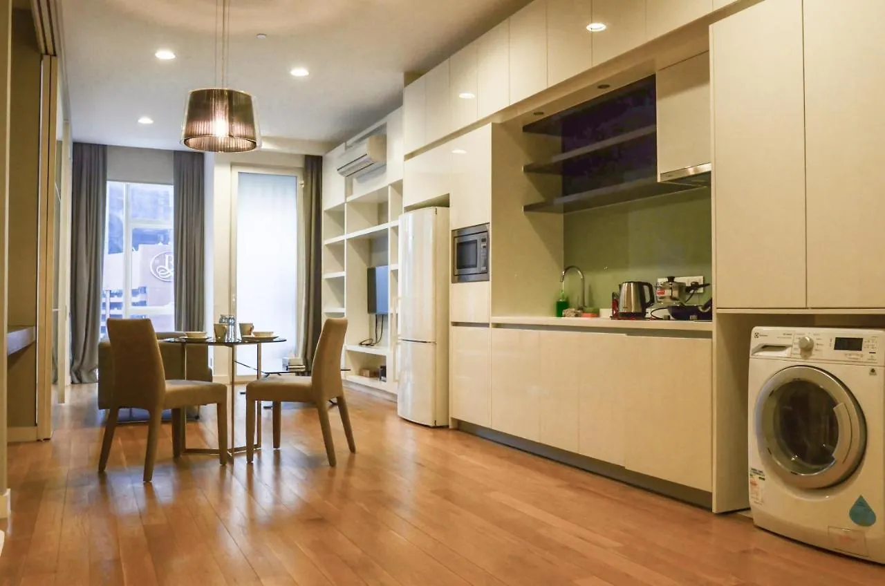 Platinum Suite Klcc @ Penguin Homes
